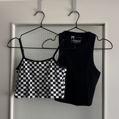 Ensemble de débardeurs crop noir et blanc M