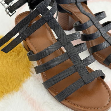 Gianni Bini Riemchensandalen