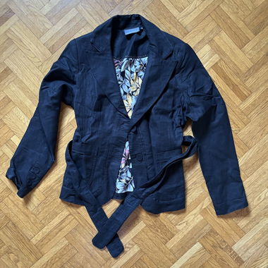 Blazer nero Norwiss con cintura