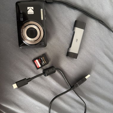 Lecteur de carte avec accessoires Kodak 32 Go