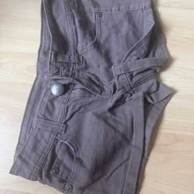 Short cargo marroni