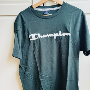 T-Shirt Champion