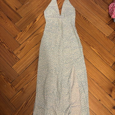 Abito maxi floreale con spalline allacciate al collo