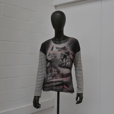 Gestreiftes Langarmshirt