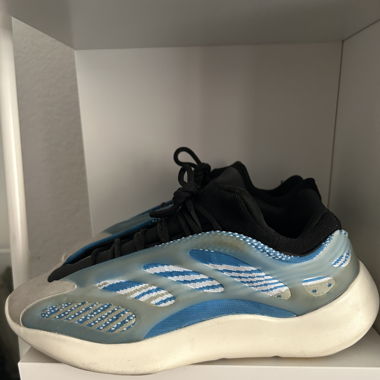Yeezy 700