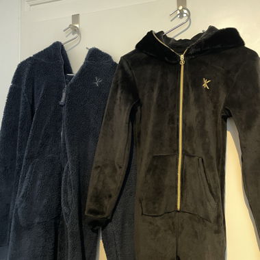 Paar OnePiece Onesies