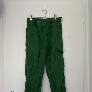Grüne Arbeitshose