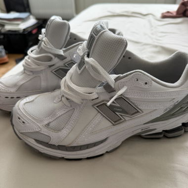 White New Balance running shoes