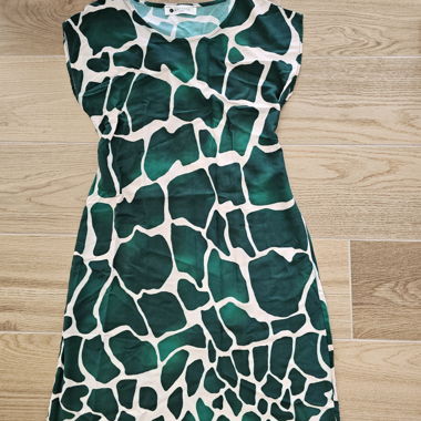 Robe design avec imprimés 