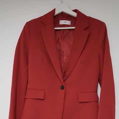 Red Suit
