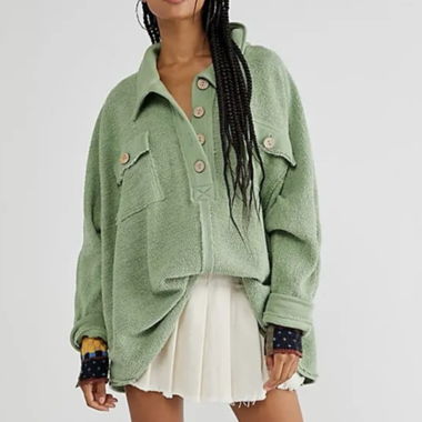 Pull vert douillet