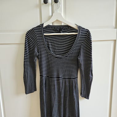 Kleid gestreift