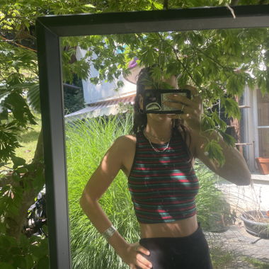 Crop top