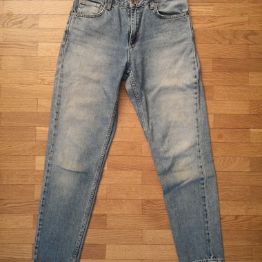 MOM Jeans