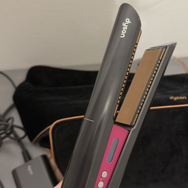 Piastra per capelli Dyson