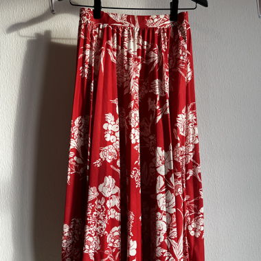 Floral long red skirt