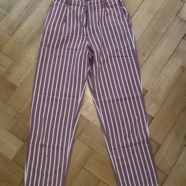 Pantalon en tissu léger à rayures