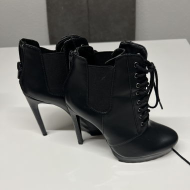 Schuhe 
