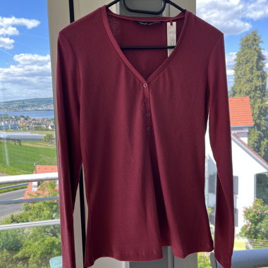 NEW!Triumph Thermo-Tee