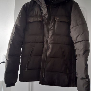 H&M Khaki-Daunenjacke