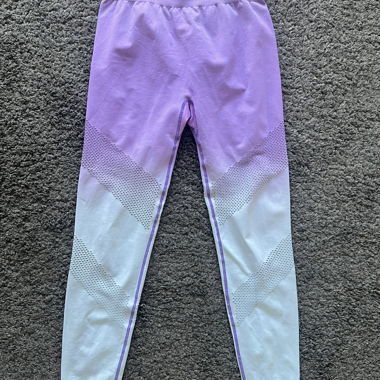 Leggings sportivi senza cuciture con effetto push-up taglia M