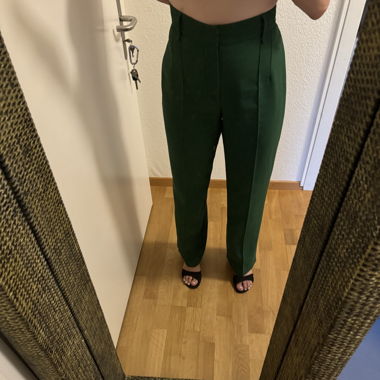Grüne Anzughose Mango