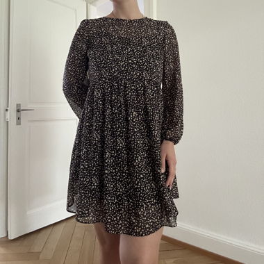 luftiges Langarm-Kleid 