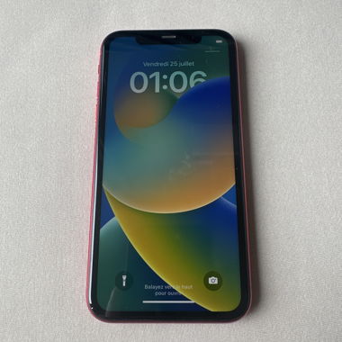 iPhone 11 Red, utilisé, état général très bon.