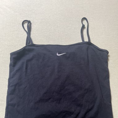 Nike top