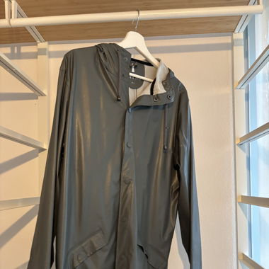 RAINS Regenjacke