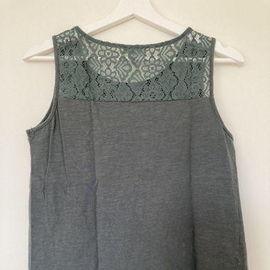 Shirt, grau/olivgrün