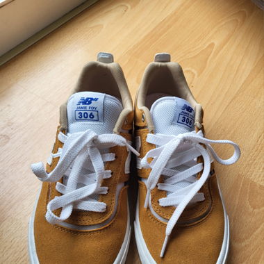 New Balance Sneaker