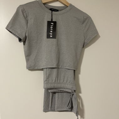 Floreya Grey Crop Set