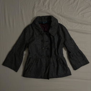 “Lovely cinema” demure jacket