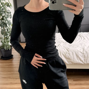 Longsleeve nero a coste