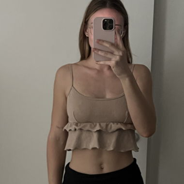 Beige Top Lounge