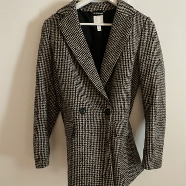 Blazer et jupe pied-de-poule