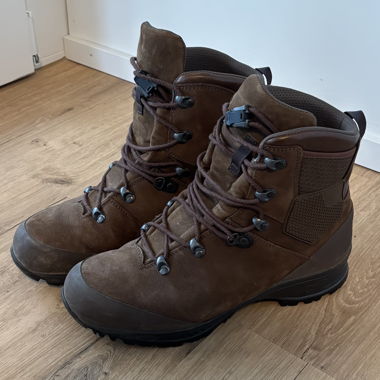 Scarpa da montagna/scarpa da trekking/stivale da combattimento svizzero