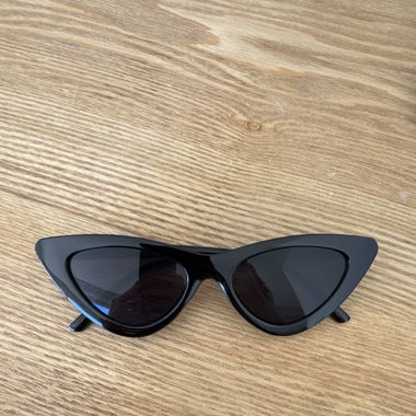 Black sunglasses