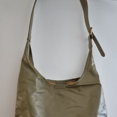 Sac à main avec bandoulière réglable