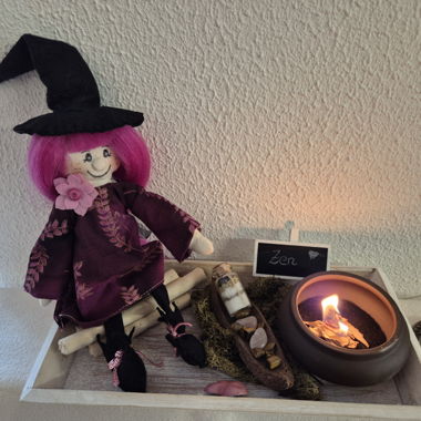 Porte- encens sorcière "Rosalia"