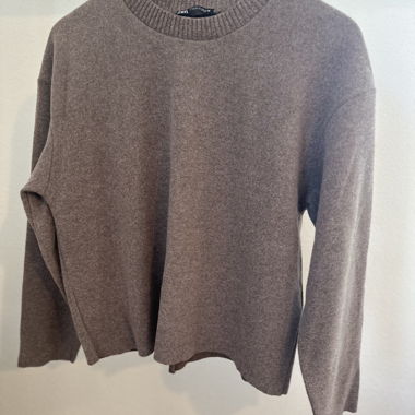 Brown sweater