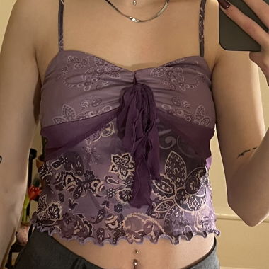 Lila Spitzen-Crop-Camisole-Top