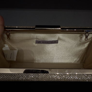 Clutch scintillante dorata di Anna Field