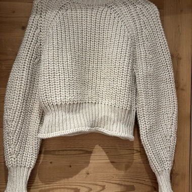 Beiger Strickpullover
