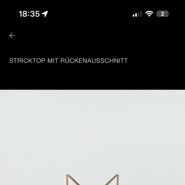 Stricktop mit Rückenausschnitt
