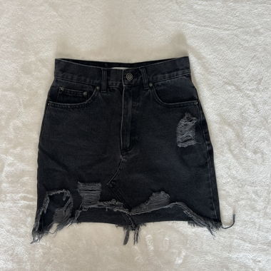 Schwarzer Jeans-Minirock Pull&Bear S
