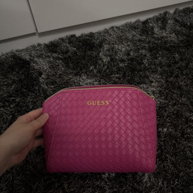 Astuccio intrecciato rosa GUESS