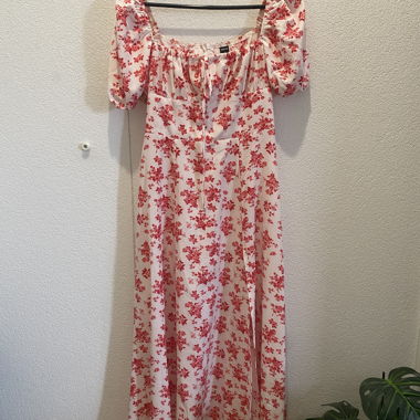 Floral Puff-Sleeve Dress