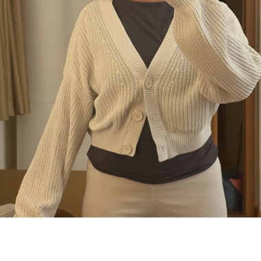 Cardigans / white bolero vest with long sleeves
